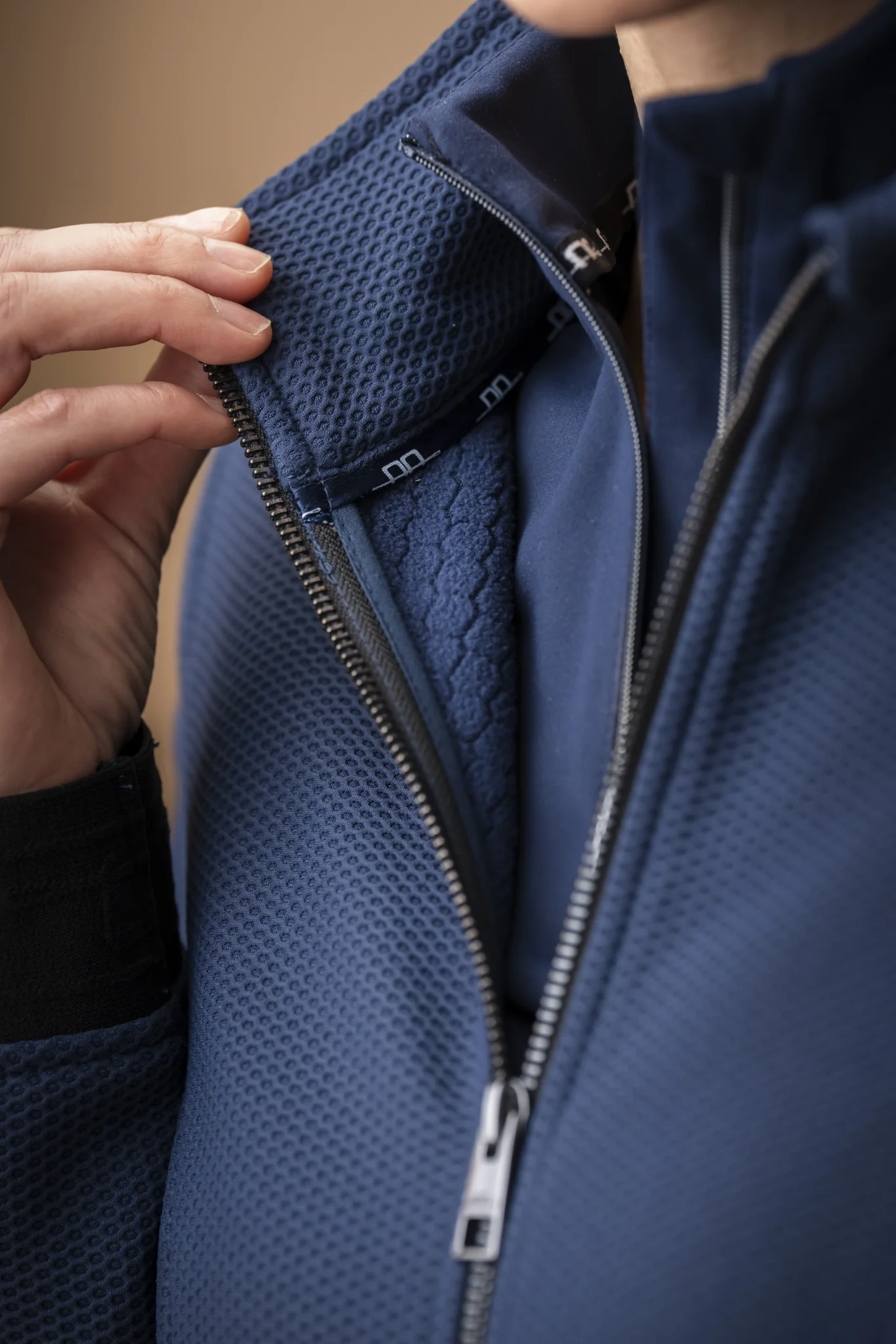 AA Ladies Respira Jacket - Image 4