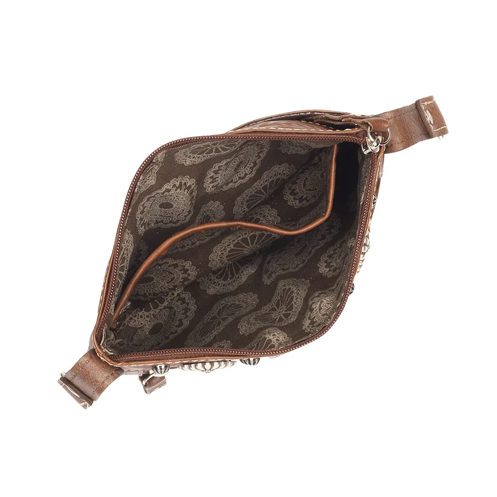 American West Trail Rider Crossbody/Hip Bag with Detachable Stap - Image 3