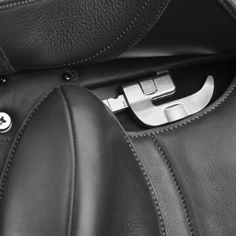 DEMO Bates Artiste Saddle - Image 4