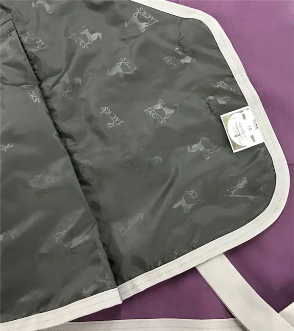 Jacks Boreas 1200D Turnout Blanket with 350GM Lining & Reflective Stripes - Image 4