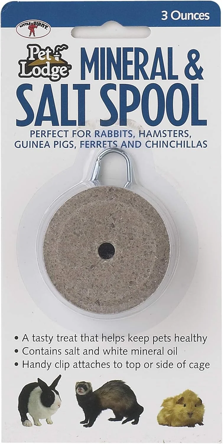Pet Lodge Mineral and Salt Spool with Hanger