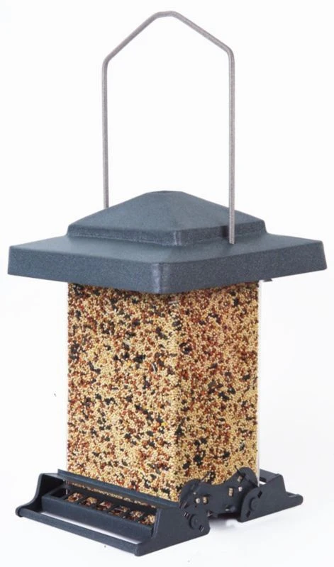 The Vista Bird Feeder